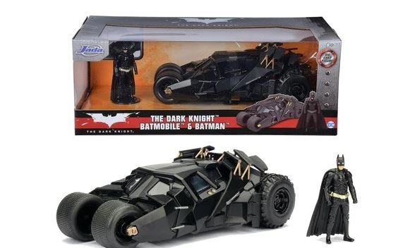 The Dark Knight Batmobile & Batman 1/24