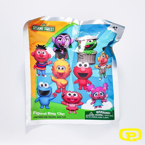 MONOGRAM BAG-CLIP SESAME STREET