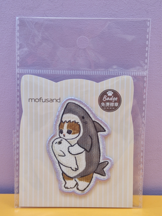 Sticker Brodé Mofusand Cat-Shark & baby Seal