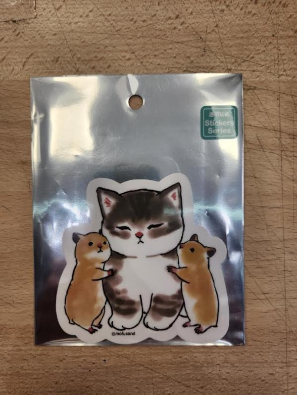 Sticker Mofusand Kitty With Hugging Hamsters