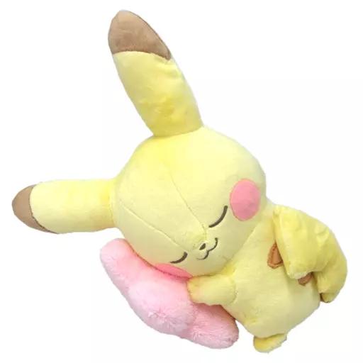 PELUCHE ICHIBANKUJI LOT C PIKACHU HOLIDAY NIGHT
