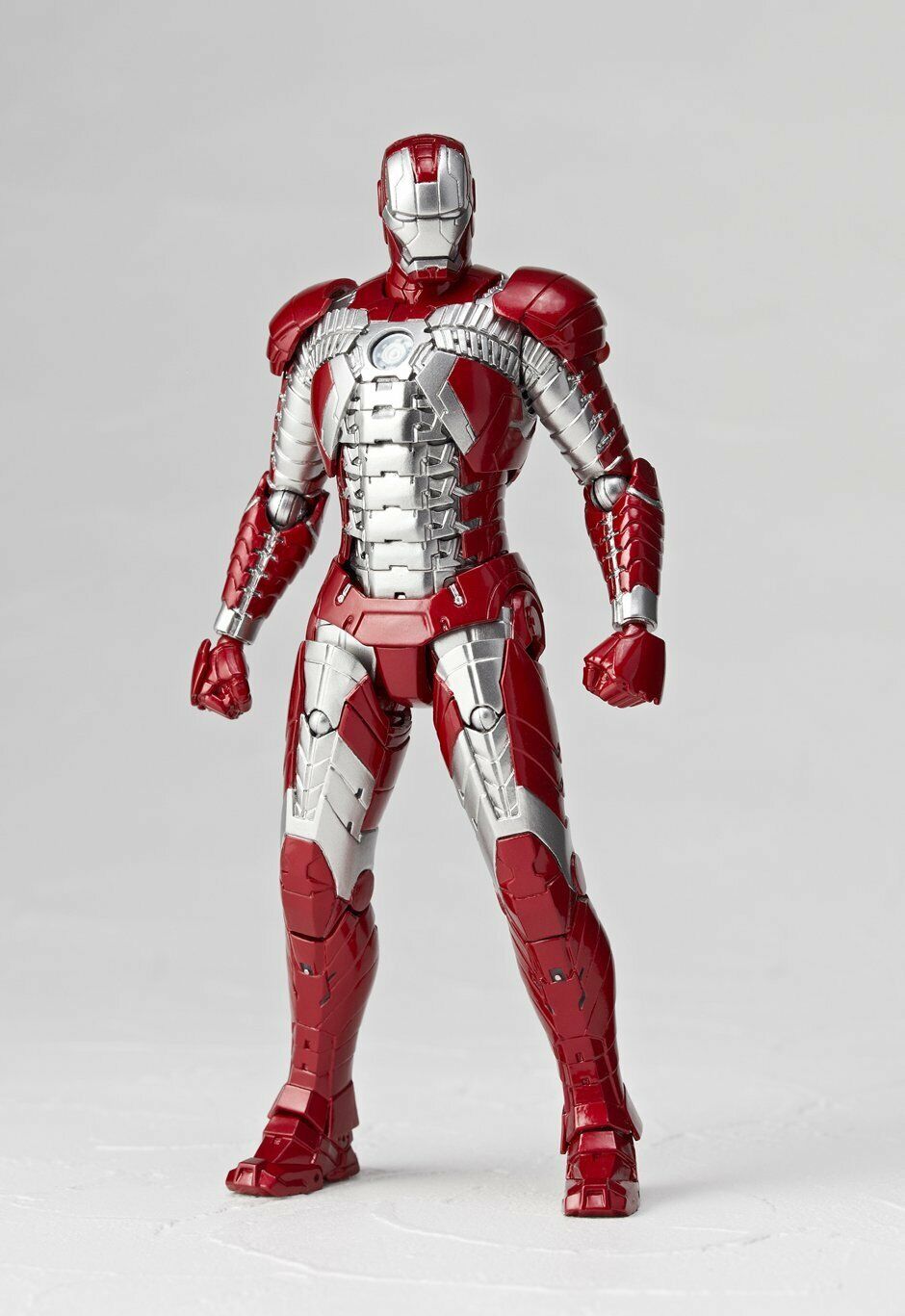 Revoltech Iron Man Mark 5